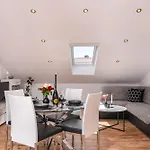 Lorena - With Sea View Near Old Town Апартаменты