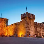 Апартаменты Lorena - With Sea View Near Old Town *